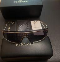 Lunettes de soleil Versace avec étui et boîte. Neuf