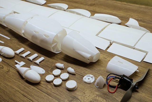 Modellismo RC: MODEL C V2 – STOL Trainer (1.1m) – Nuovo e nell'imballaggio originale da Gonten venduto da reko12 5