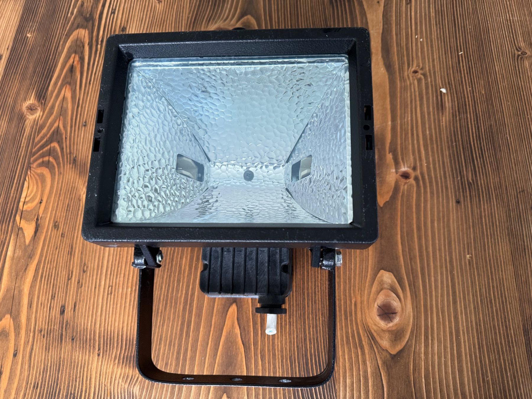 Lampade: Aussenlampe / Scheinwerfer - mit Halogen-Leuchtmittel 500W – Usato da Arisdorf venduto da imbeck