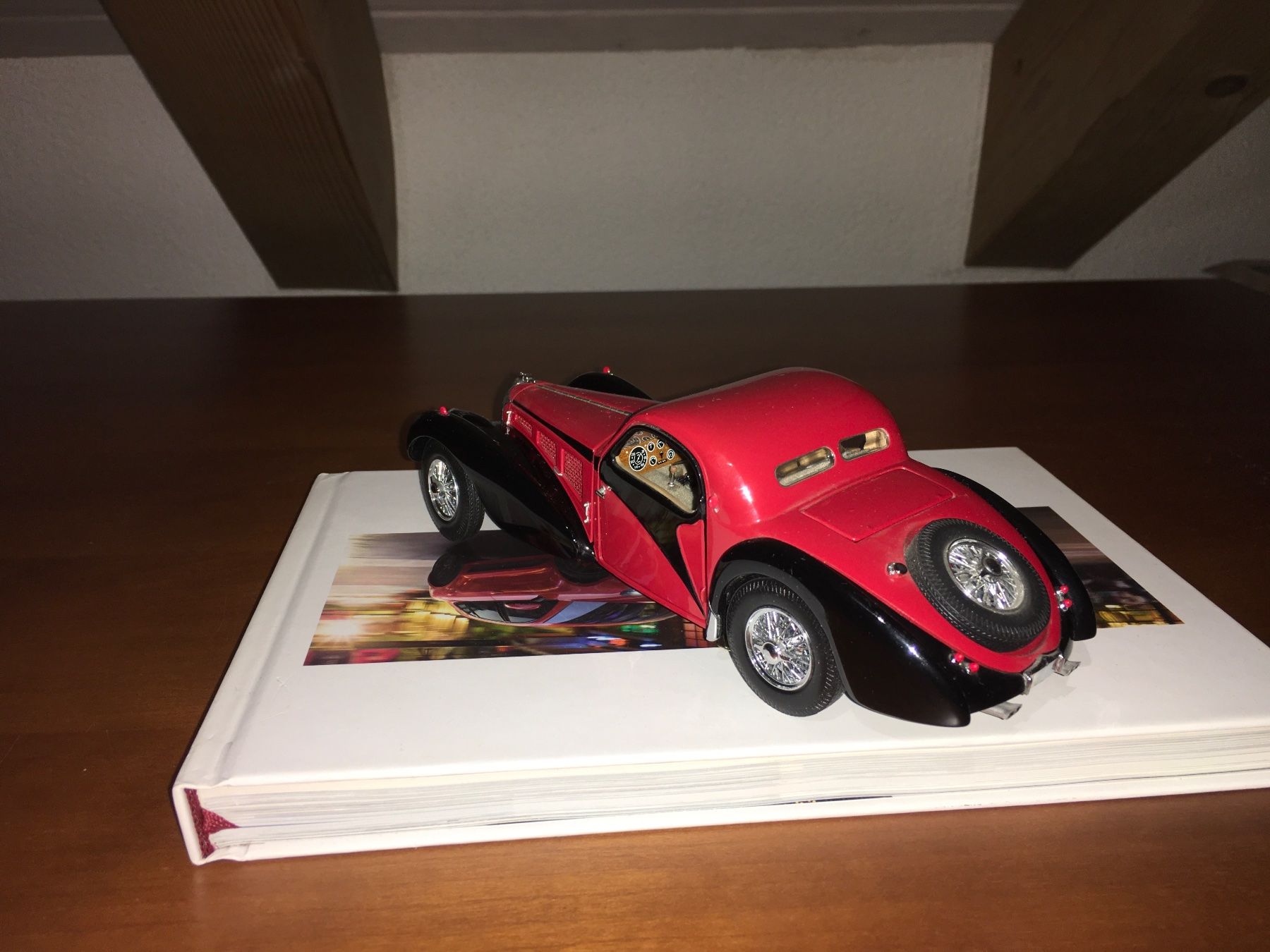 Bugatti Modellini d'auto: Bugatti Type 57 SC 1937 - Franklin MInt !! – Nuovo (secondo la descrizione) da Wohlen AG venduto da PrivatSammlung 1