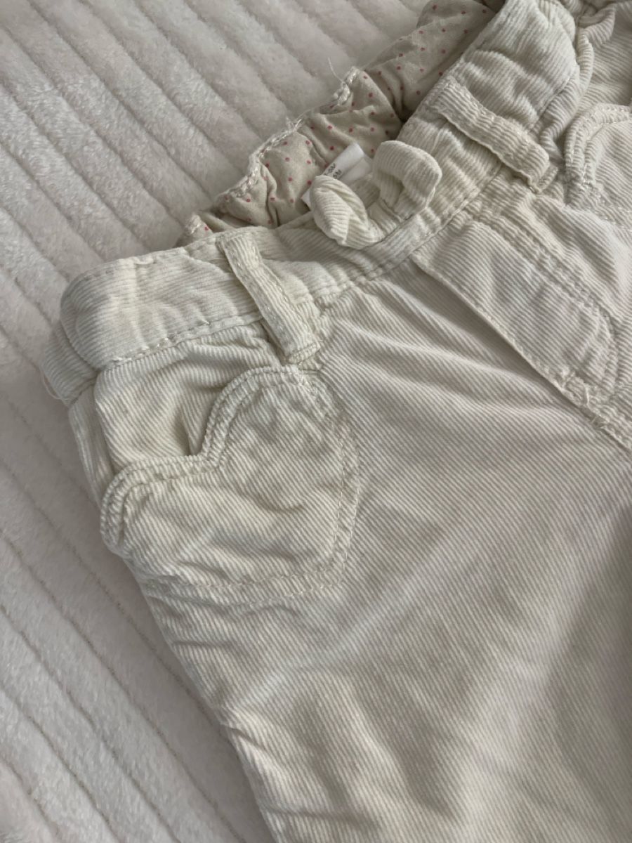 H&M Pantaloni: Baby pants – Usato da Saas-Fee venduto da Marienelly19 1