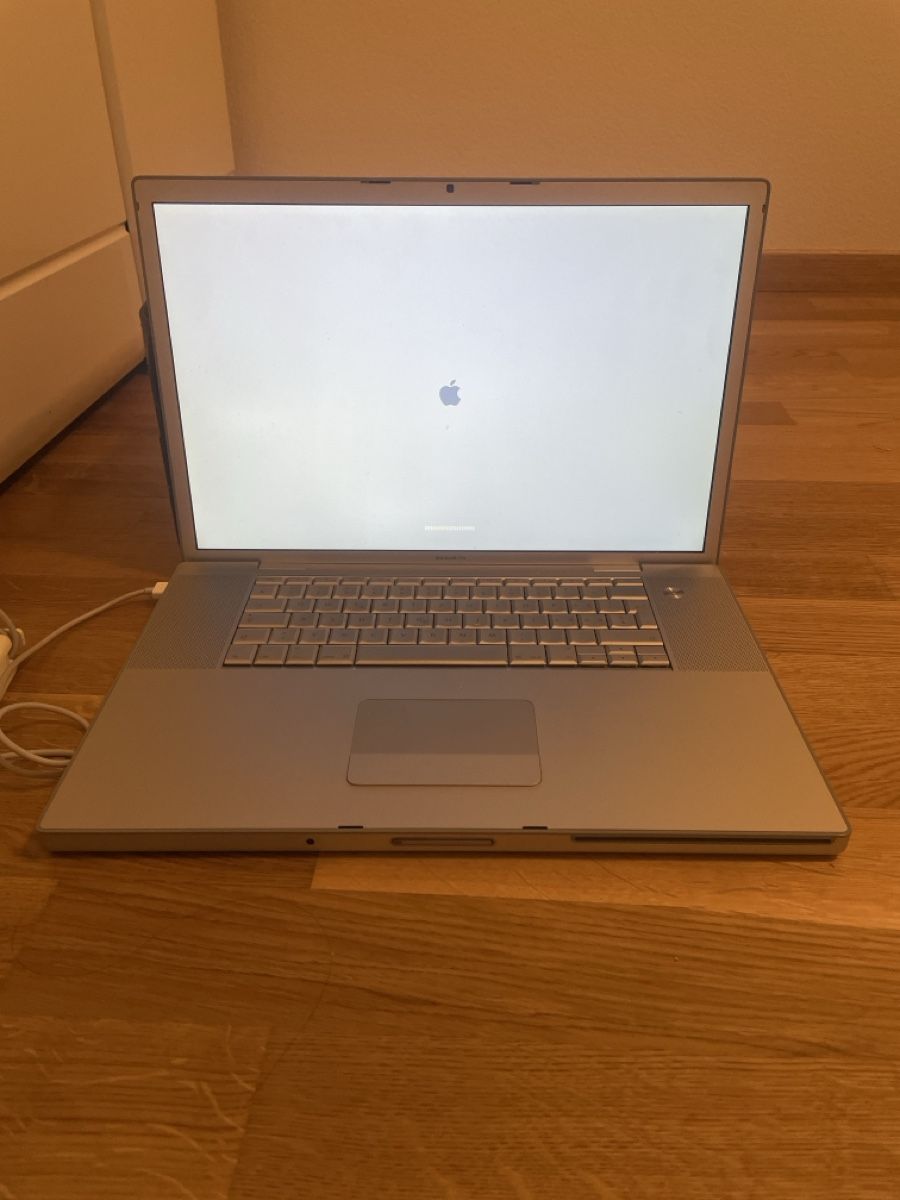 Apple Notebook: Apple MacBook Pro – Difettoso da Volketswil venduto da Black_thunder