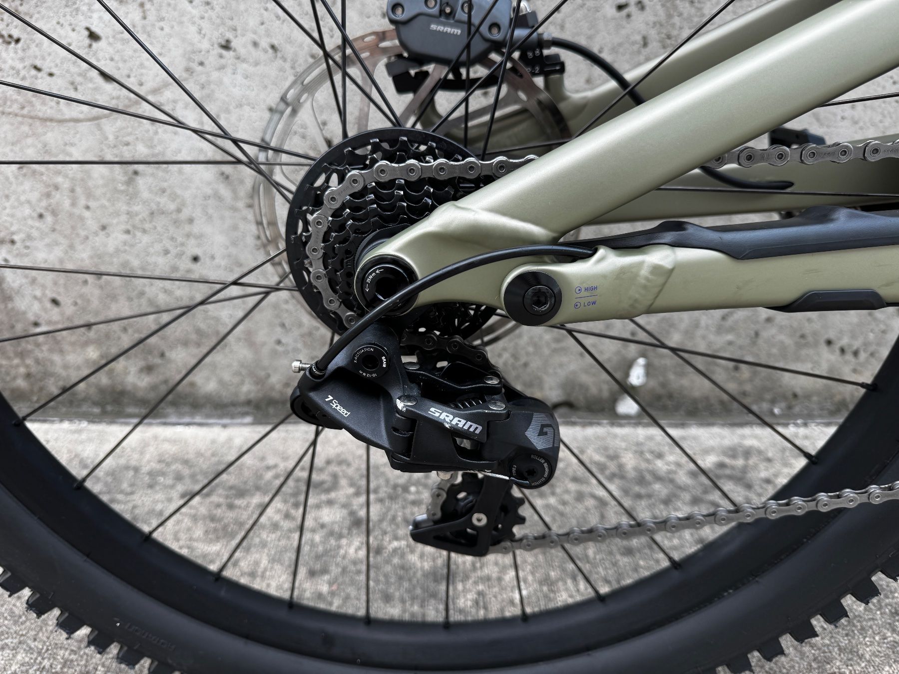 Specialized Biciclette: Specialized Status DH 170 s5 – Usato da Wädenswil venduto da sve_2xvr 5
