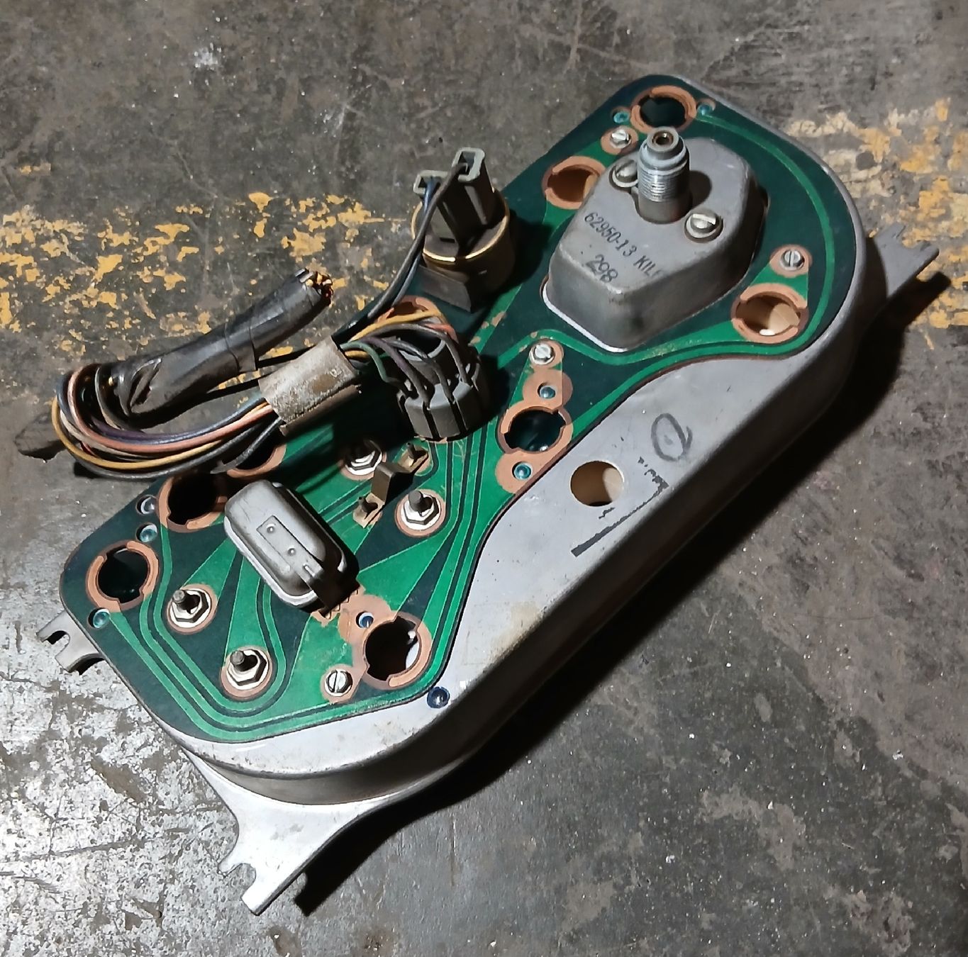 Amc Tutti pezzi di ricambio auto: Compteur AMC Javelin/AMX 68-70 – Usato da la heutte venduto da Auto-stock 1