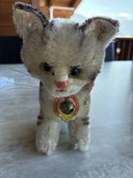Steiff Katze mit Knopf im Ohr 17 cm 