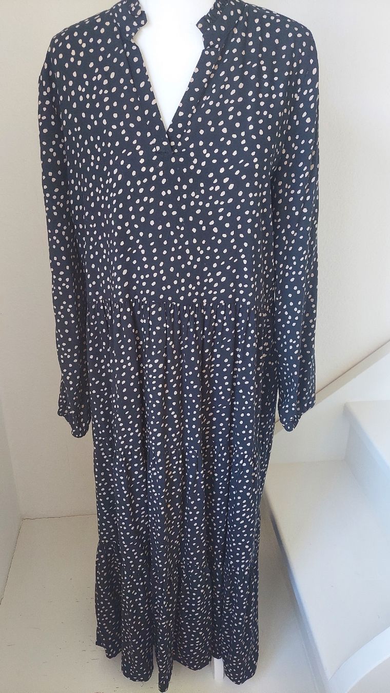 Robes: kleid / Robe  M – D'occasion à Adliswil par Boncoinsuisse
