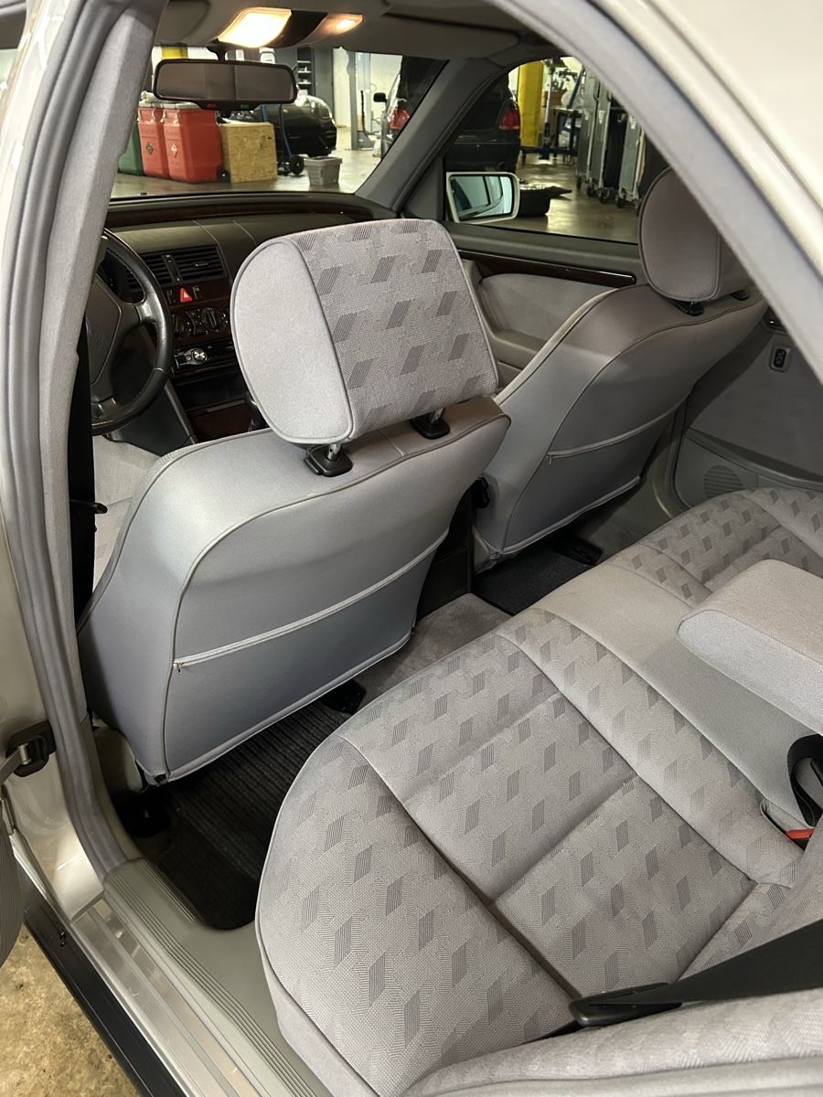 Mercedes-Benz Automobili: Mercedes-Benz C200 – Usato da Kloten venduto da NicosK01 3
