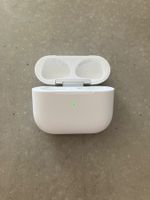 Apple AirPods 3 Case