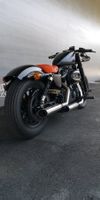 HARLEY-DAVIDSON XL 883 N Sportster Iron