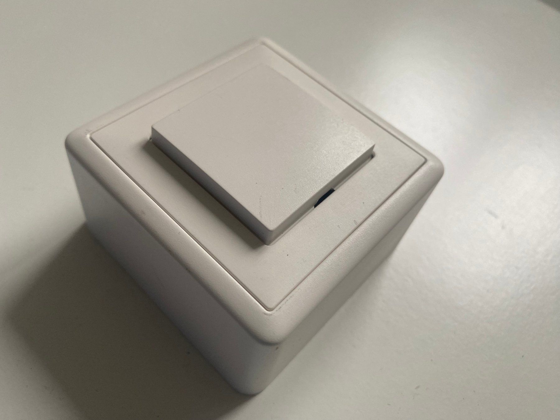 ABB Schalter: Schalter von Feller weiss – Gebraucht aus Trimbach von ORTHOPORT