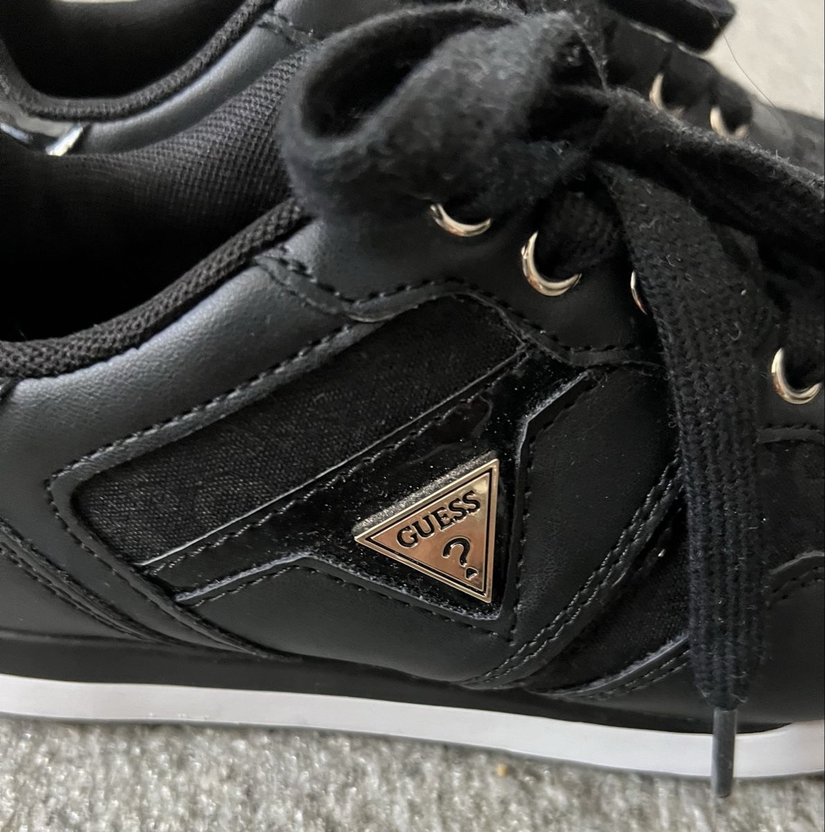 Guess Damenschuhe: Guess Sneaker Gr. 36 – Gebraucht aus chur von Ika11 2