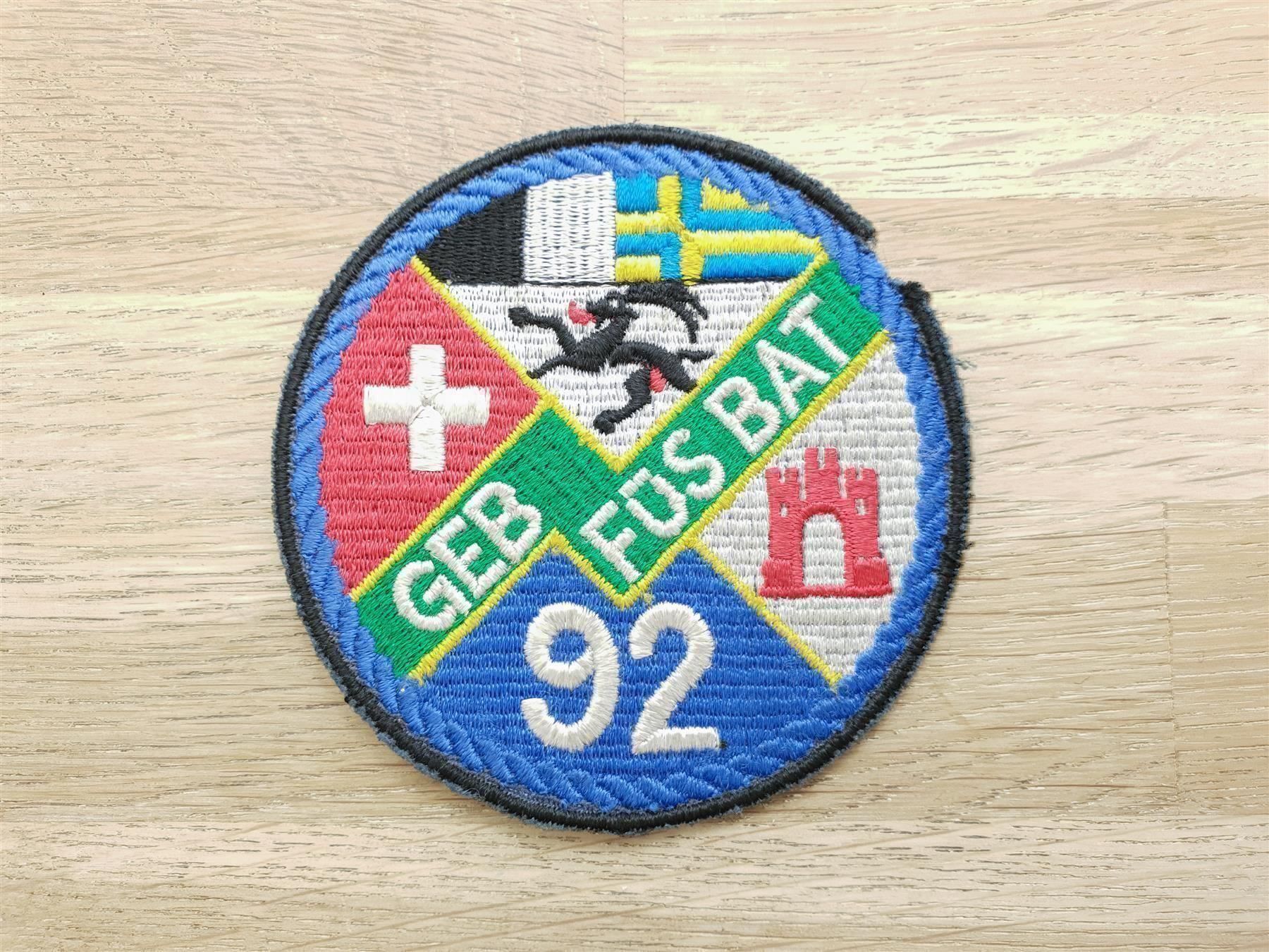 Placchette & Badge: Badge Geb Füs Bat 92 blau – Difettoso da Erlinsbach venduto da S700