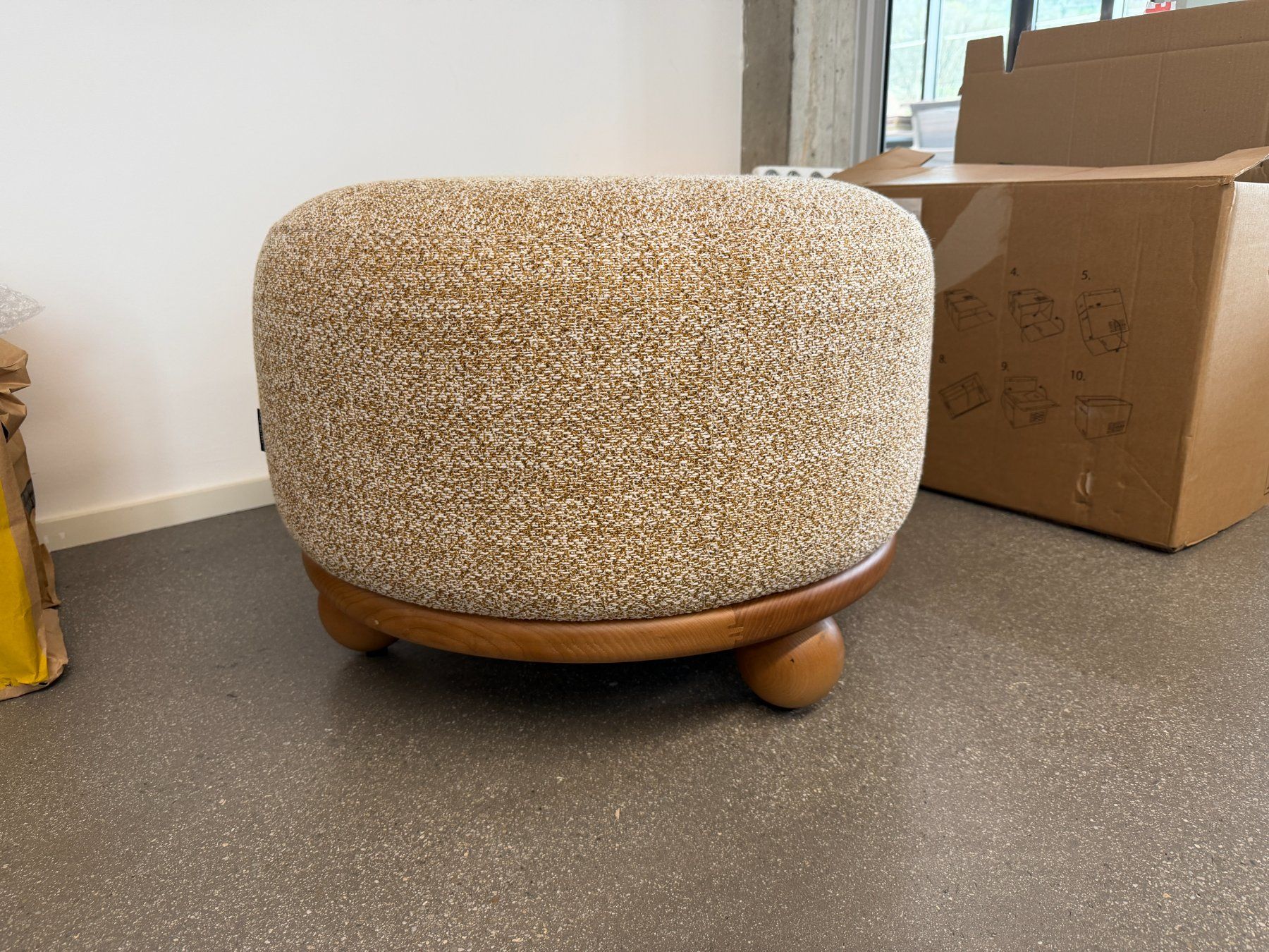 Sgabelli: Pouf OLSON design – NV GALLERY – Nuovo (secondo la descrizione) da Penthalaz venduto da tsarerie 1
