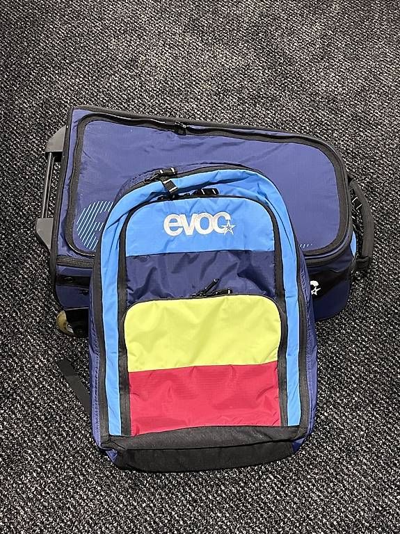 Altro in Aeronautica: EVOC Terminal Bag 40L + 20L Rollkoffer – Usato da Düdingen venduto da JayLoopz 2