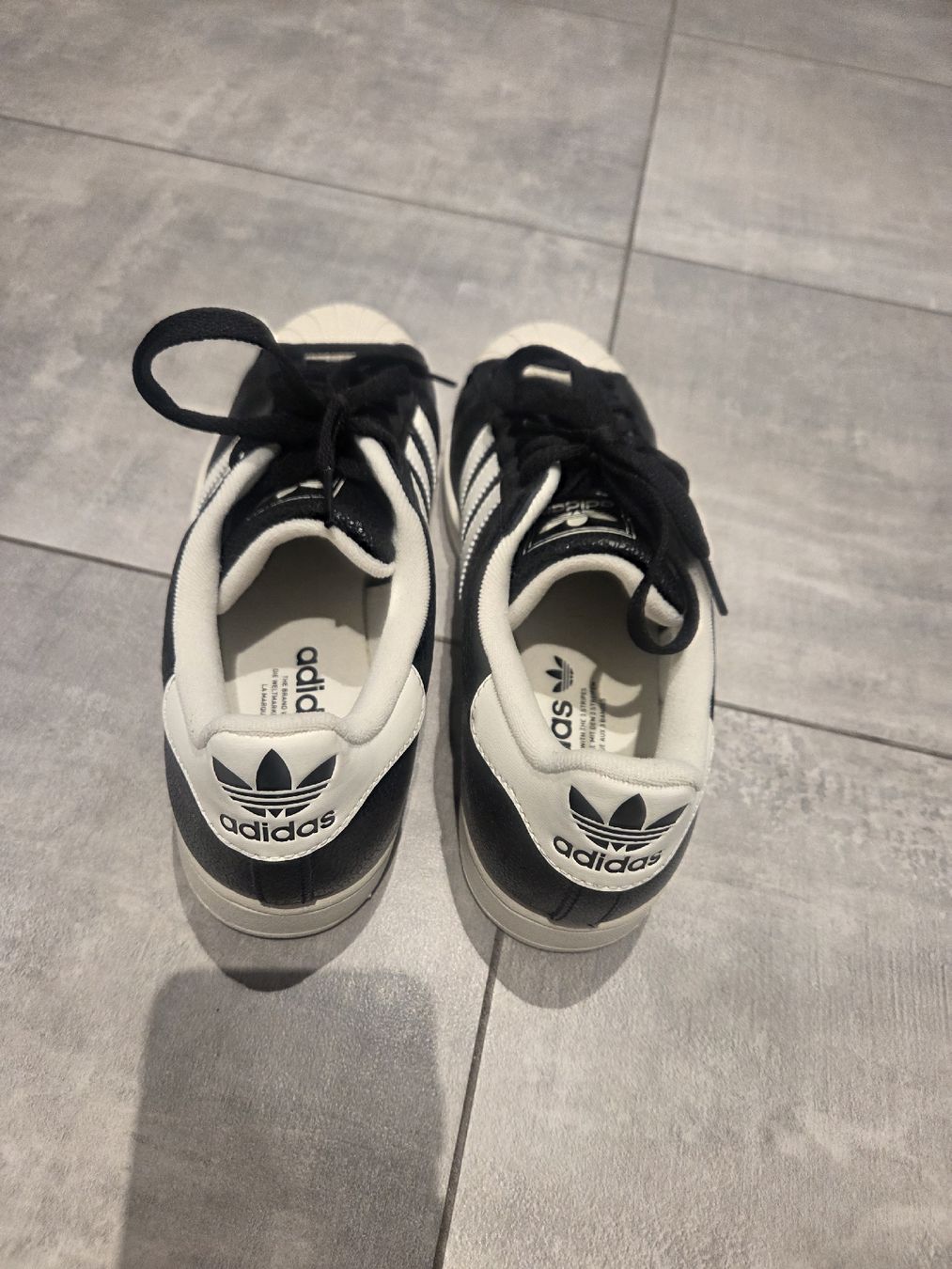 Adidas Scarpe da uomo: neue Adidas superstar gr.40 2/3 – Nuovo (secondo la descrizione) da bellinzona venduto da zeus6535 4