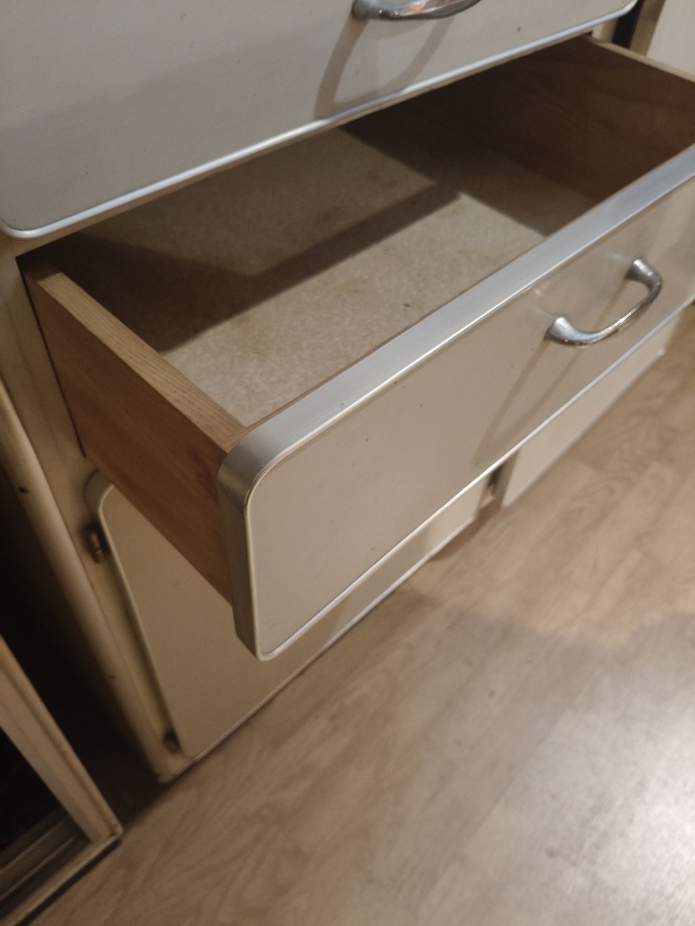 Buffets: Küchenbuffet, Vintage 50er  – D'occasion à Zwingen par inf_2blh 3