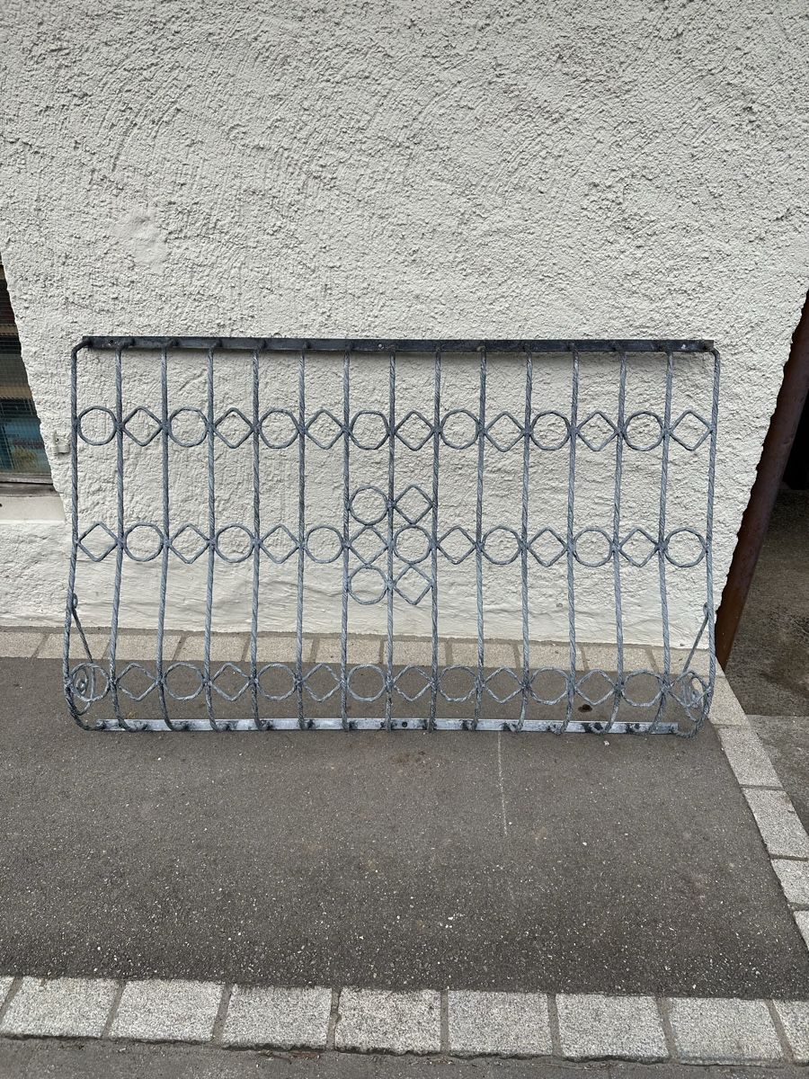 Gitter & Roste: Fenstergitter Einbruchgitter Schmiedeeisen – Gebraucht aus Villmergen von Bezdupe 5
