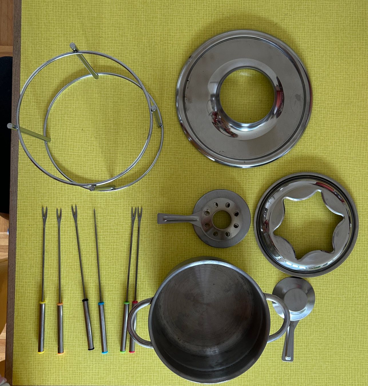 Elettrodomestici da cucina: Fleischfondue Set – Nuovo (secondo la descrizione) da Zürich venduto da Elecar 1