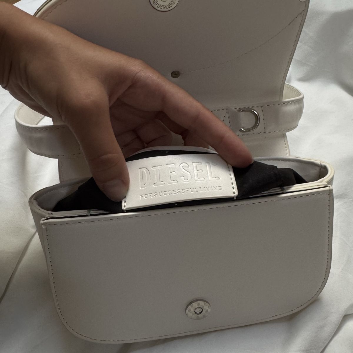Diesel Sacs femmes: Diesel Shoulder Bag – Neuf (Voir description) à Sissach par jameliagr 4
