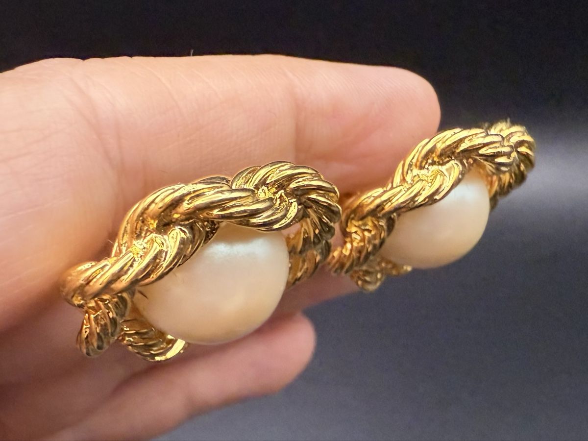 Ohrringe & -stecker: Vintage-Ohrringe Cabouchon Paris - Goldfarben – Gebraucht aus Lamone von LaCantinaMagica 7