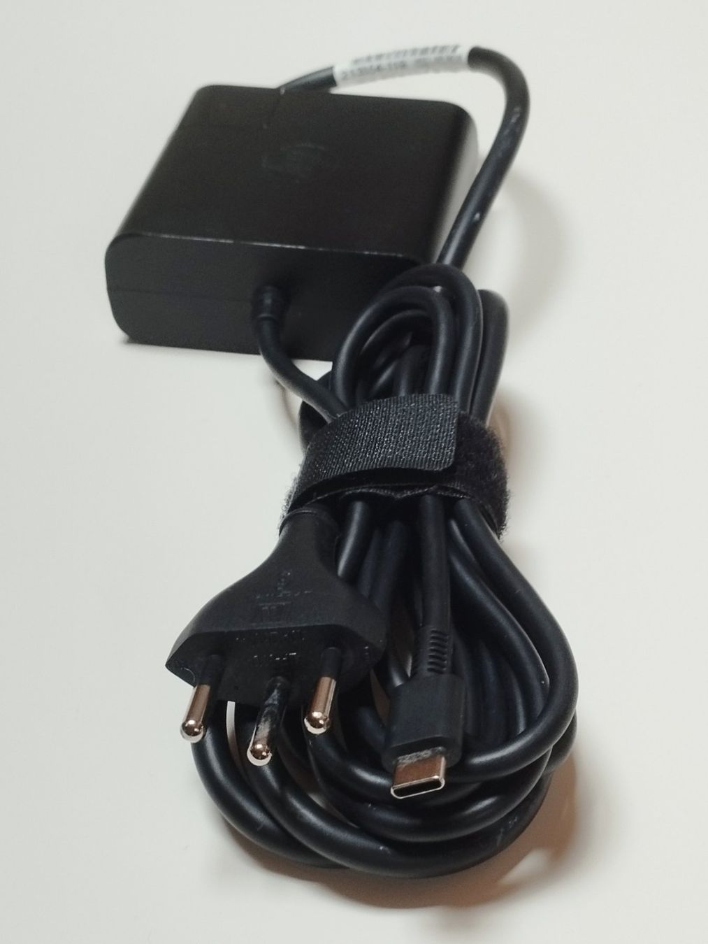 Hewlett Packard Caricabatterie: HP Netzteil / Ladekabel / Charger USB Type-C, 65W – Usato da Bern venduto da vle_tj2g 1