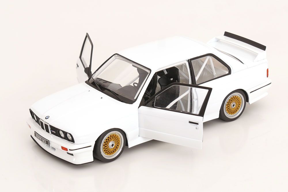 Solido Voitures modèles: 1:18 BMW M3 E30 Race Ready Solido – Neuf avec emballage d'origine à Baar par Cai 2