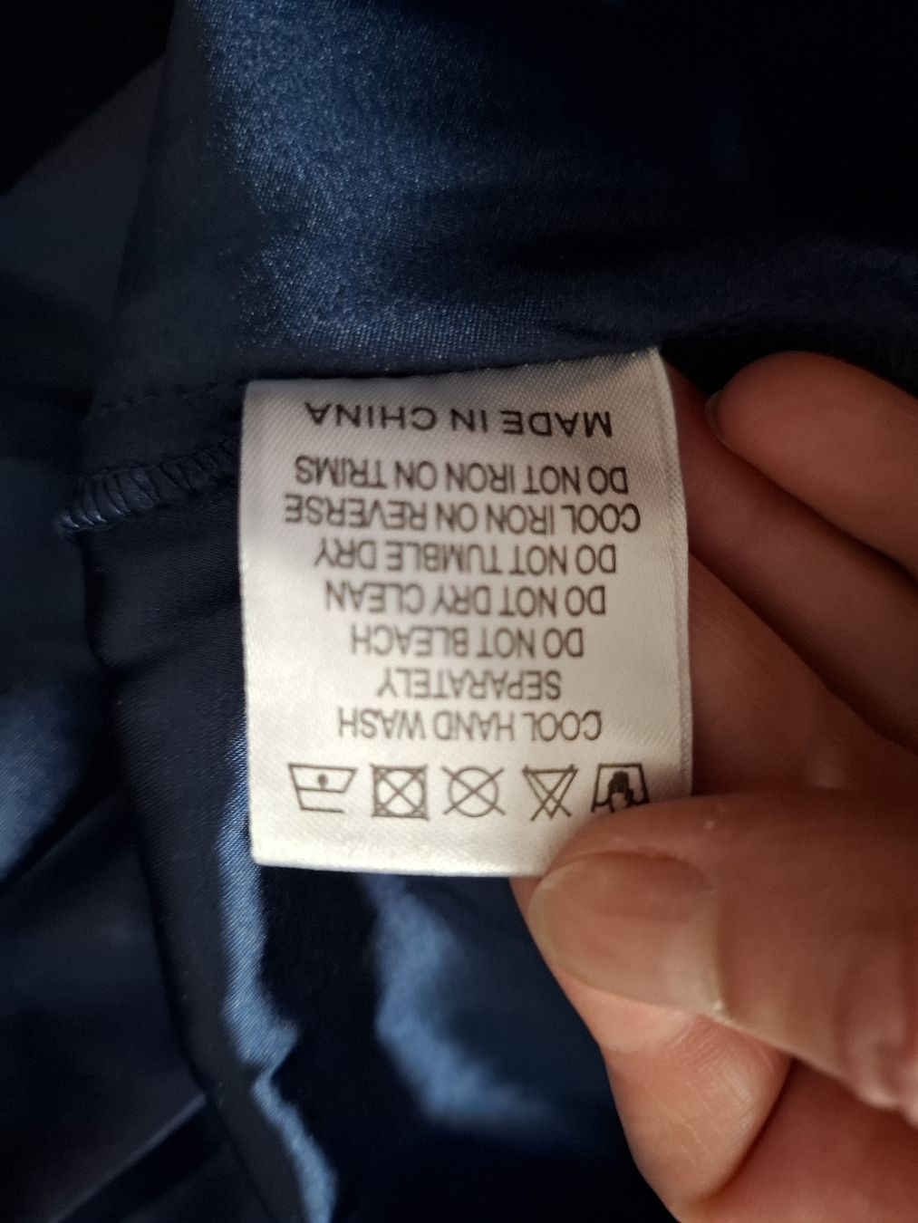 Vestiti: Kleid – Usato da Bern venduto da M_F20 5