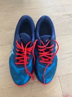 Chaussuers de sport ASICS