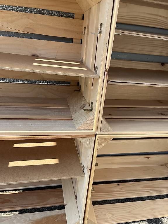 Transportkisten: 9 Holzkisten mit Regalböden – Gebraucht aus Ebikon von Weinkisten-Tom 3