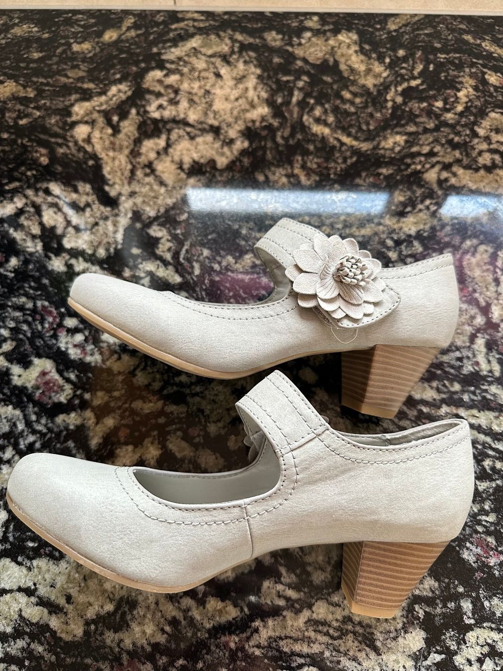 Damenschuhe: Chaussures 38 NEUVES – Neu (gemäss Beschreibung) aus La Chaux-de-Fonds von brutus586 2