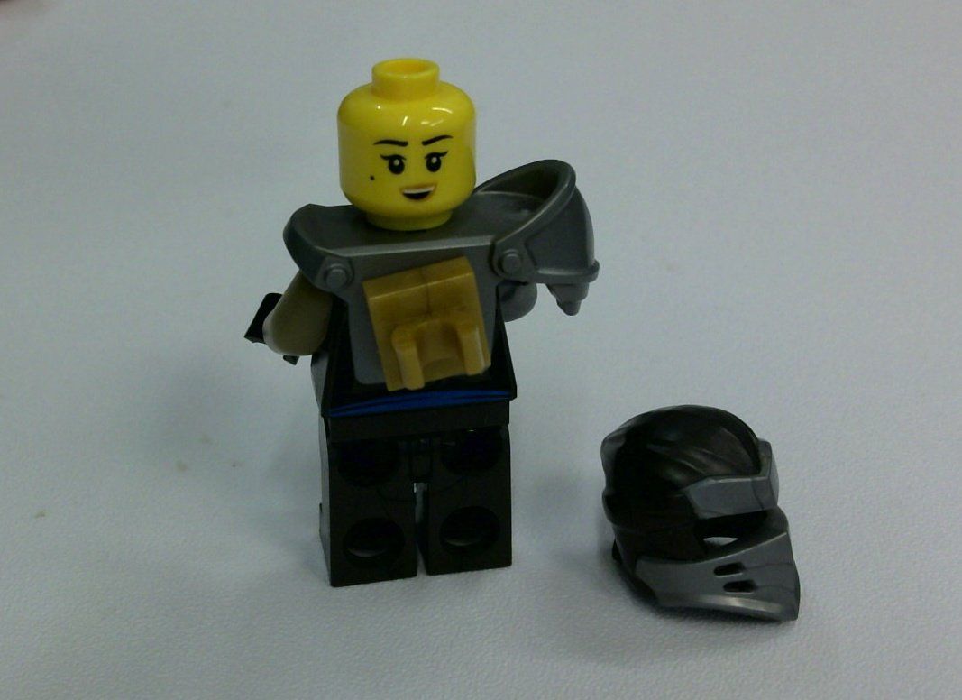 Lego Statuette: Lego Ninjago Figur Nya mit Rüstung – Usato da Sirnach venduto da sagrotin 1