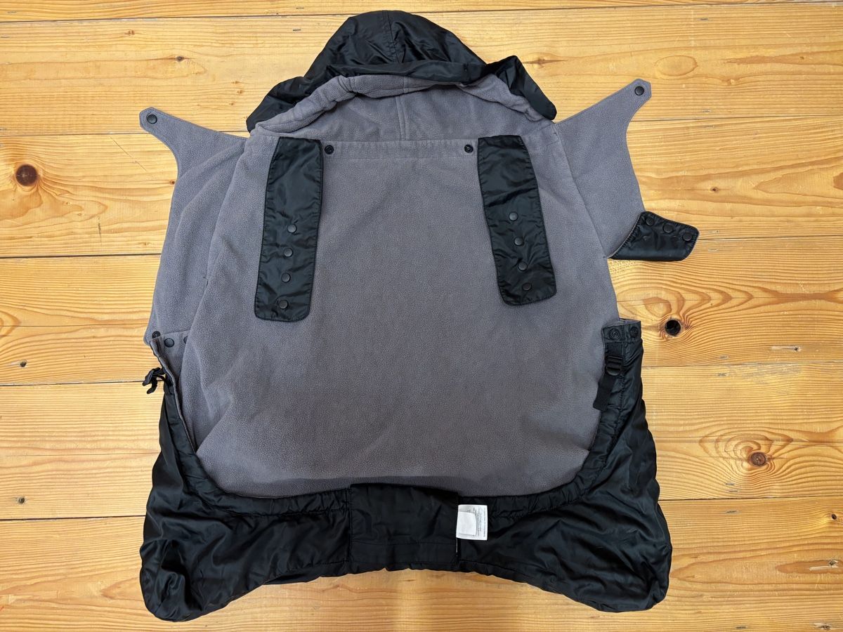 Ergobaby Porte-bébés ventraux & dorsaux: Ergobaby Winter Cover – D'occasion à Büren an der Aare par Nikito2001 2