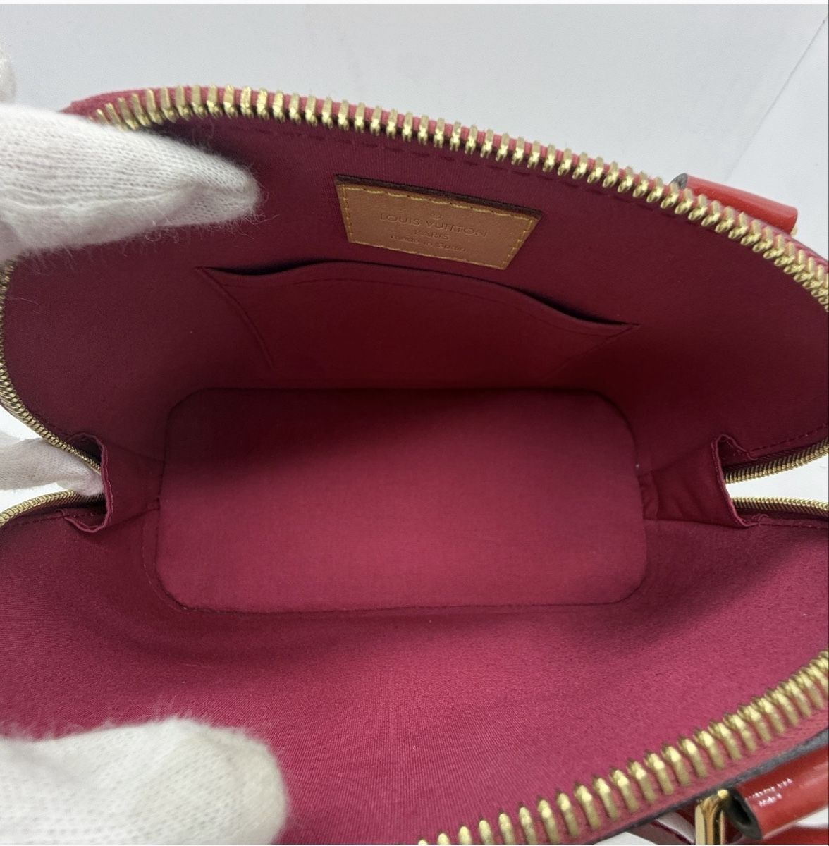 Louis Vuitton Borse: Lv alma BB red enamel leather – Nuovo (secondo la descrizione) da Satigny venduto da rii_mh6c 8