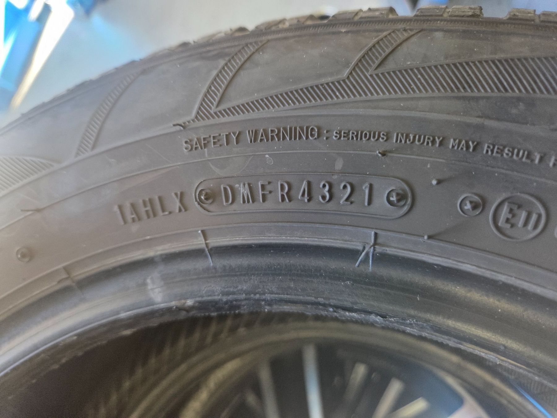 Pneus & Kompletträder: 185 / 65 R 16  88T – Gebraucht aus Fischbach-Göslikon von Emanuel.Bardhi 4