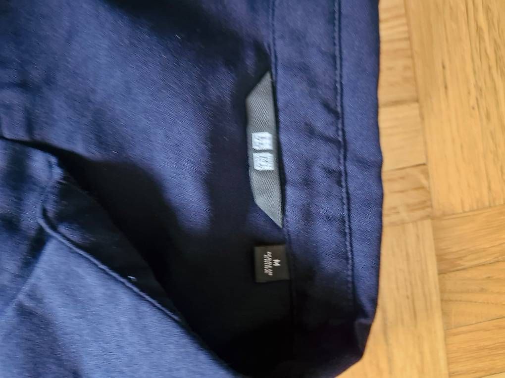 Camicette: Uniqlo Damenbluse Navy Blau – Usato da Biel/Bienne venduto da mor_x958 1
