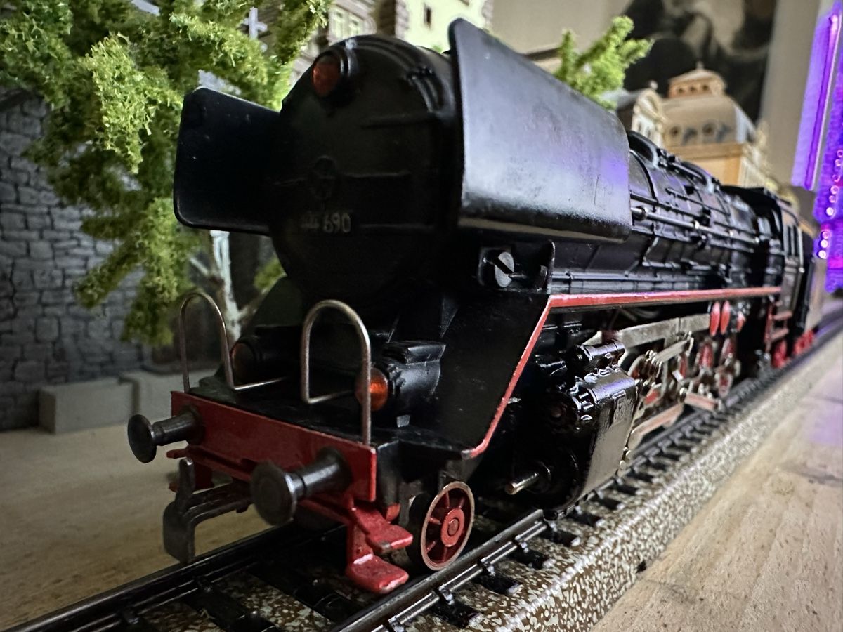 Märklin Trains électriques: Märklin 3027 DB BR 44 – D'occasion à Lupsingen par New-Haven
