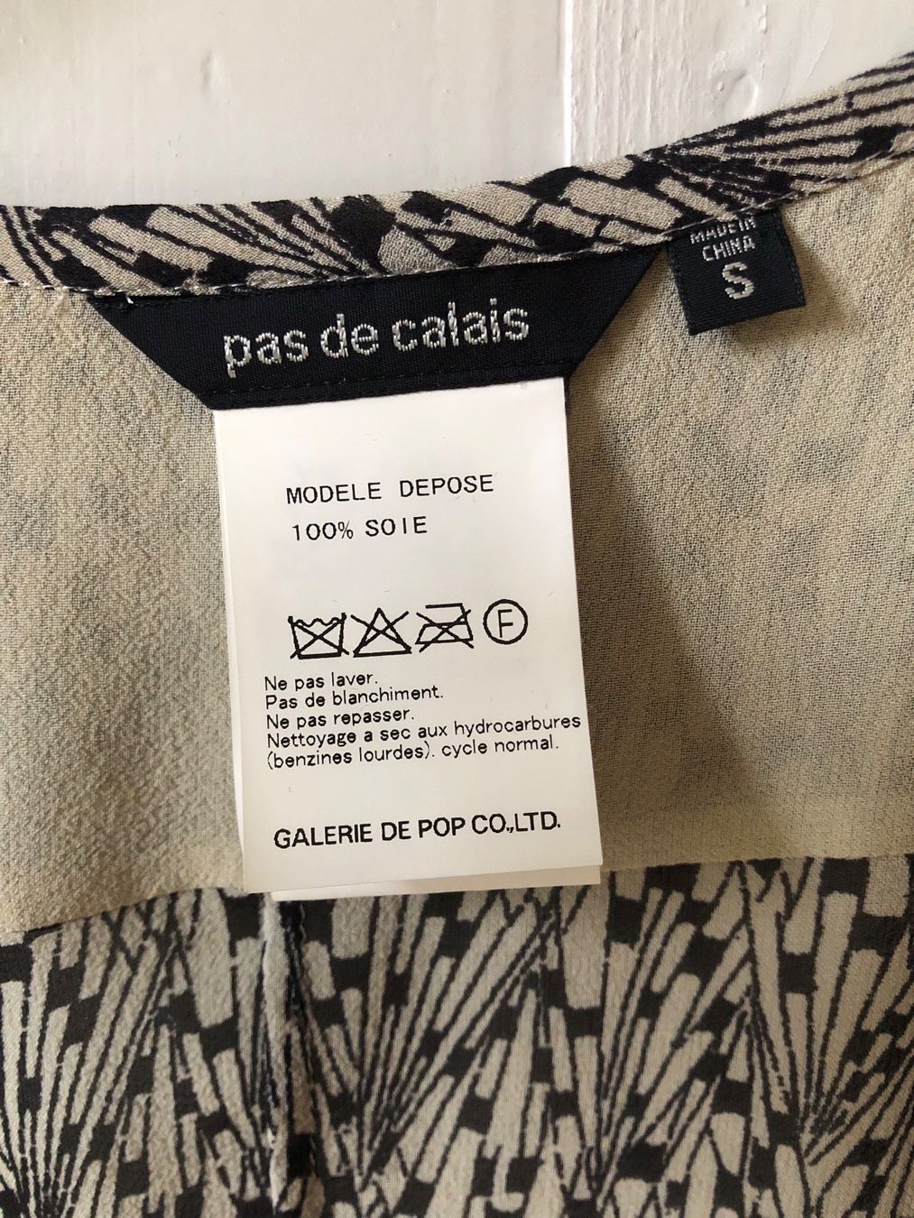 Vestiti: Robe pour superposition marque japonaise soie – Nuovo e nell'imballaggio originale da Arnex-sur-Orbe venduto da cameleonfringant 3