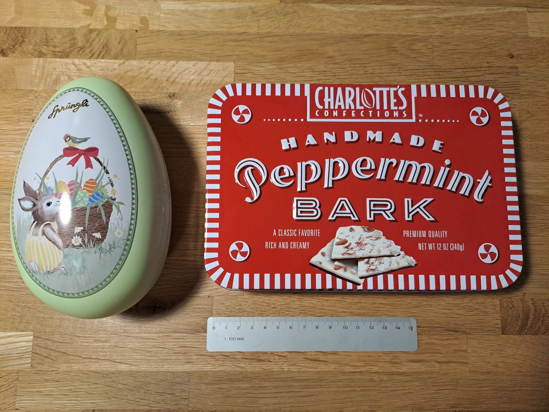 Tutte le decorazioni: Two metal tins – Usato da Rieden AG venduto da Werkstattlaedeli 1