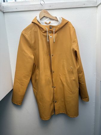 Stutterheim Stockholm Regenmantel Senfgelb Gr. M