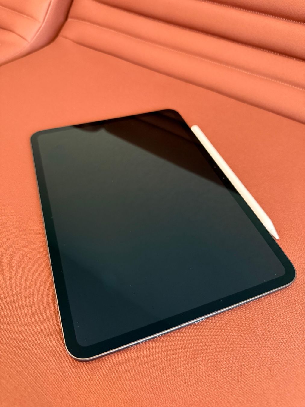 Apple Tablet PC: Apple iPad Pro M4 11" Wi-Fi + Cellular 512 GB – Gebraucht aus Bern von Aldabbas 1