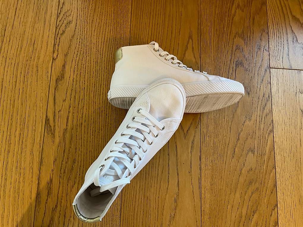Tommy Hilfiger Scarpe da donna: Weisse Turnschuhe T. Hilfiger – Usato da Küssnacht am Rigi venduto da Ginger027 3