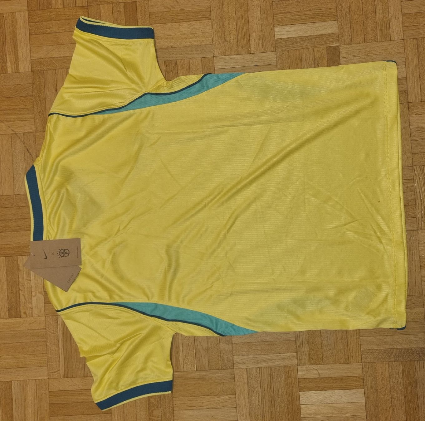 Nike Canottiere & Pantaloni: Brasilien Trikot - Neu – Nuovo e nell'imballaggio originale da Zürich venduto da GorilKing 2