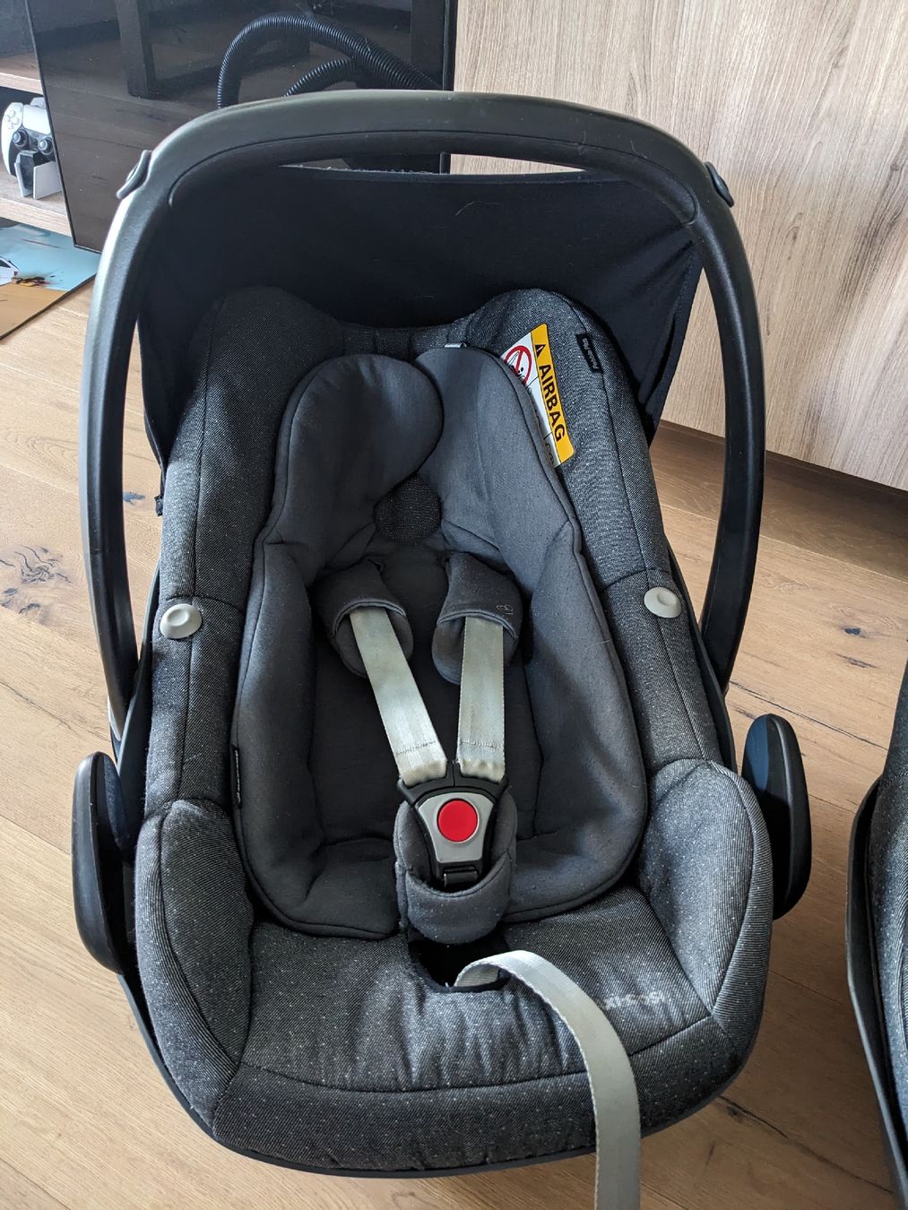 Maxi-Cosi Seggiolini per auto: Maxi-Cosi 2wayFamily Set – Usato da Freienbach venduto da Omsi 1