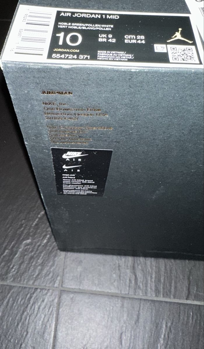 Jordan Scarpe da uomo: Air Jordan 1 Mid – Nuovo (secondo la descrizione) da St.Gallen venduto da Ha-Ha 4