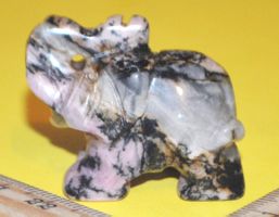 Deko - Heilsteine 269 – Elefant – Rhodonit