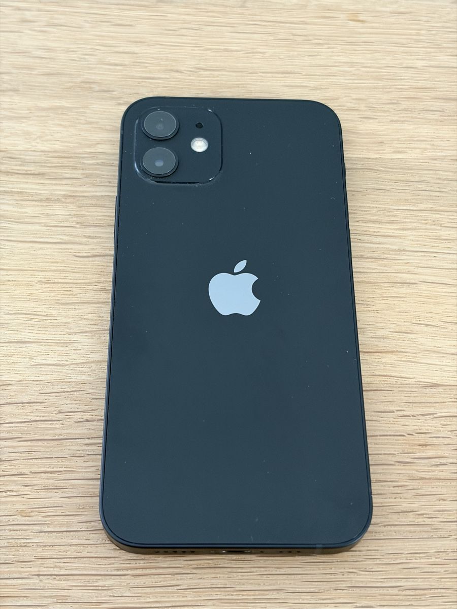 Apple Handys / Smartphones: 1 iPhone 12**64GB**Black** – Gebraucht aus Volketswil von Car6 1