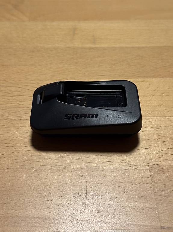 Pezzi di ricambio: SRAM eTap / AXS Akku-Ladegerät – Usato da Altstätten SG venduto da Redunited92