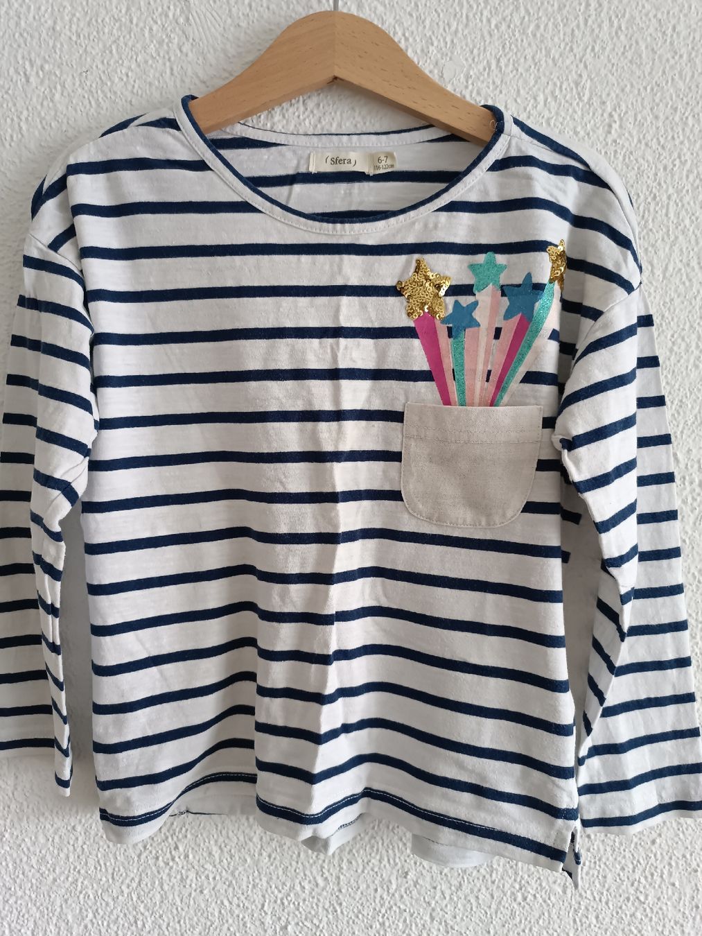 H&M Pulls et sweat-shirts: Pullover Mädchen Gr 116-122 – D'occasion à Binz par julijuli 5