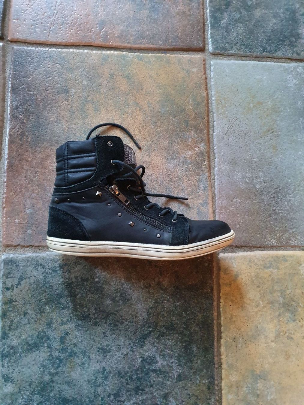 Schuhe für Mädchen: Schuhe für Mädchen Echtleder Gr. 35 – Gebraucht aus Staffelbach von anit77 4
