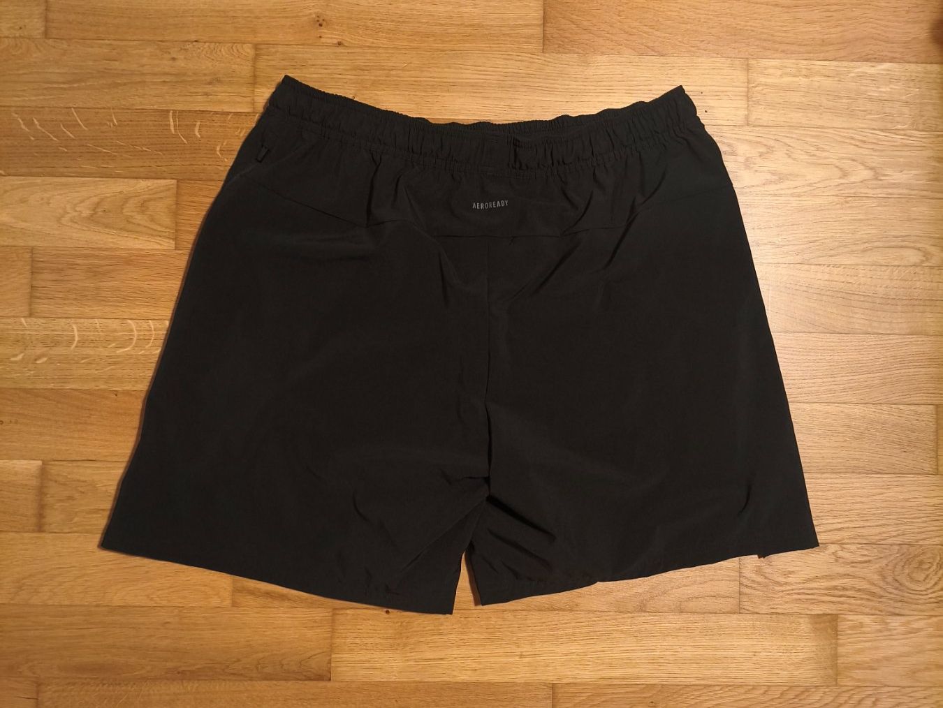 Adidas Pantaloni: Adidas shorts – Nuovo (secondo la descrizione) da Zürich venduto da gds90 1